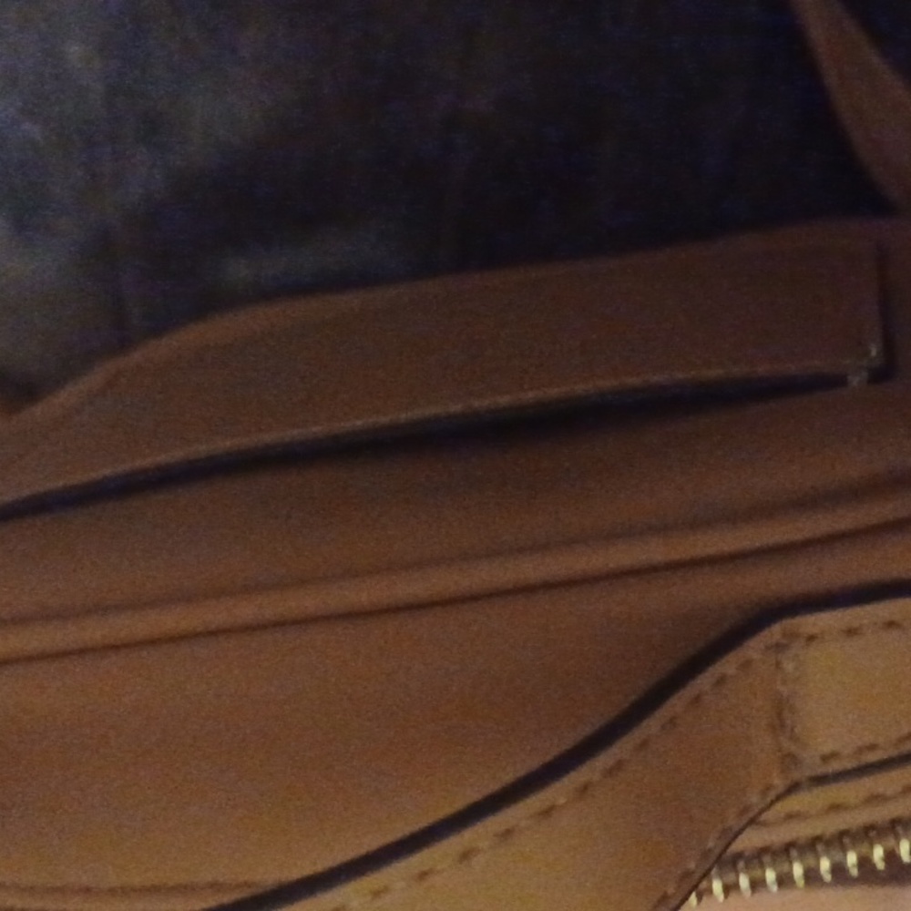 Purse - Picture 4 of 4